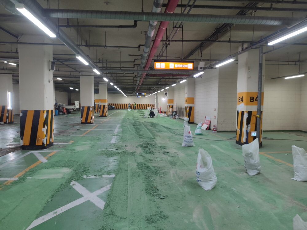 여주과 콘크리트샌딩 산업 바닥 마감 처리